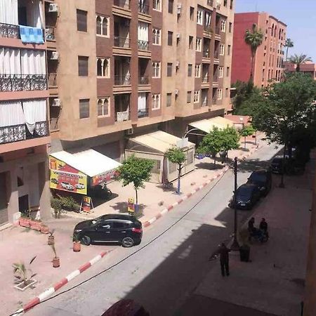 Appartement Tout Confort Avec Possibilite Transport Aeroport Marrakesh Buitenkant foto