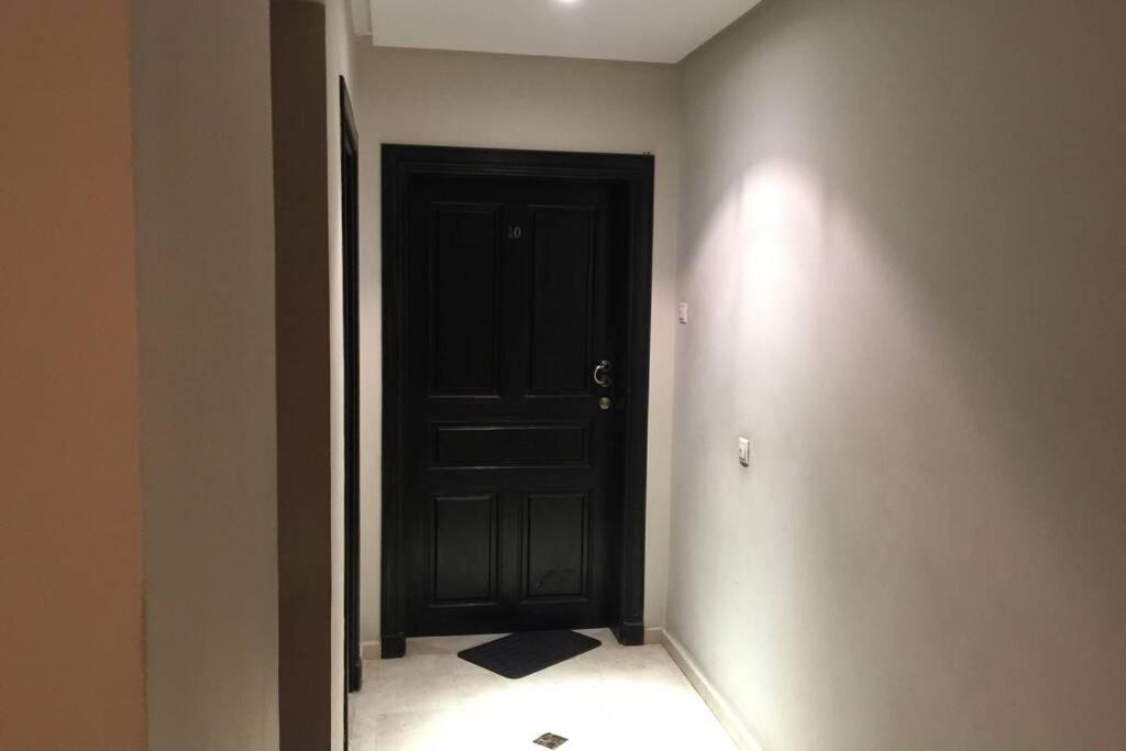 Appartement Tout Confort Avec Possibilite Transport Aeroport Marrakesh Buitenkant foto