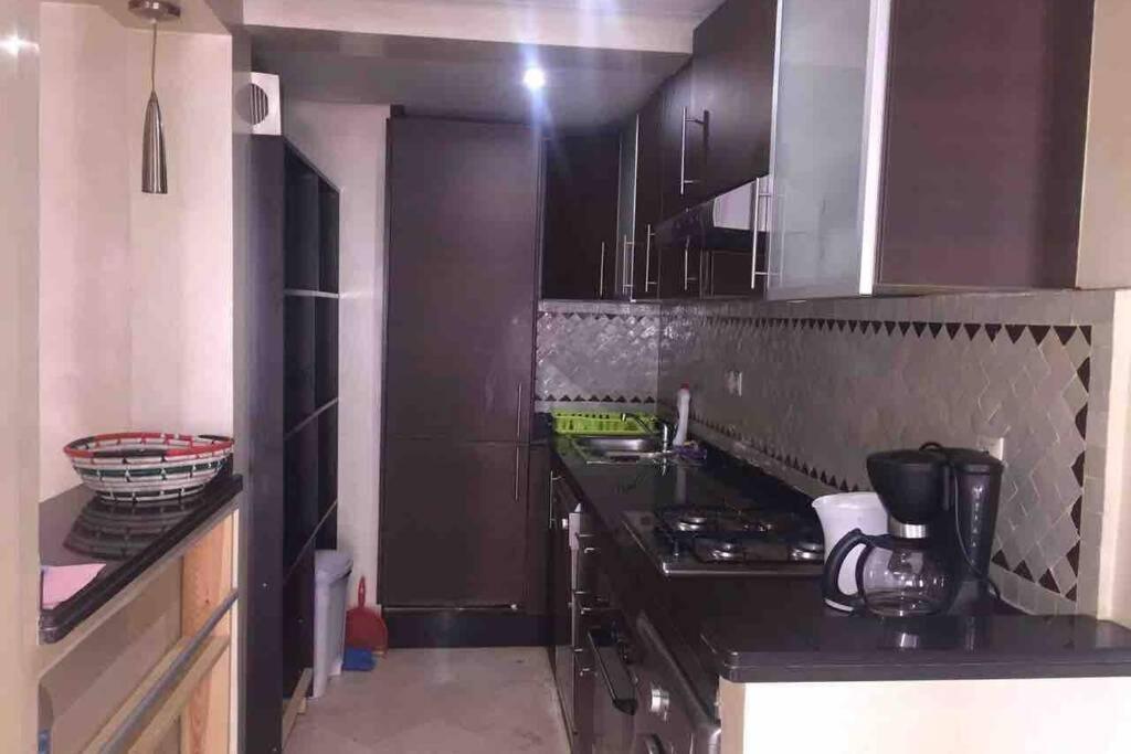 Appartement Tout Confort Avec Possibilite Transport Aeroport Marrakesh Buitenkant foto
